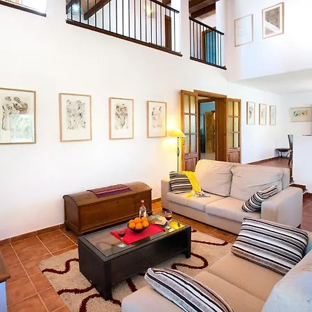 Villa Maina By